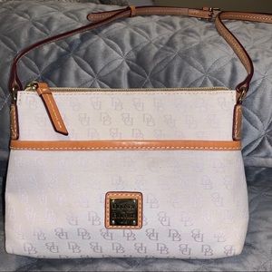 Dooney & Bourke Purse